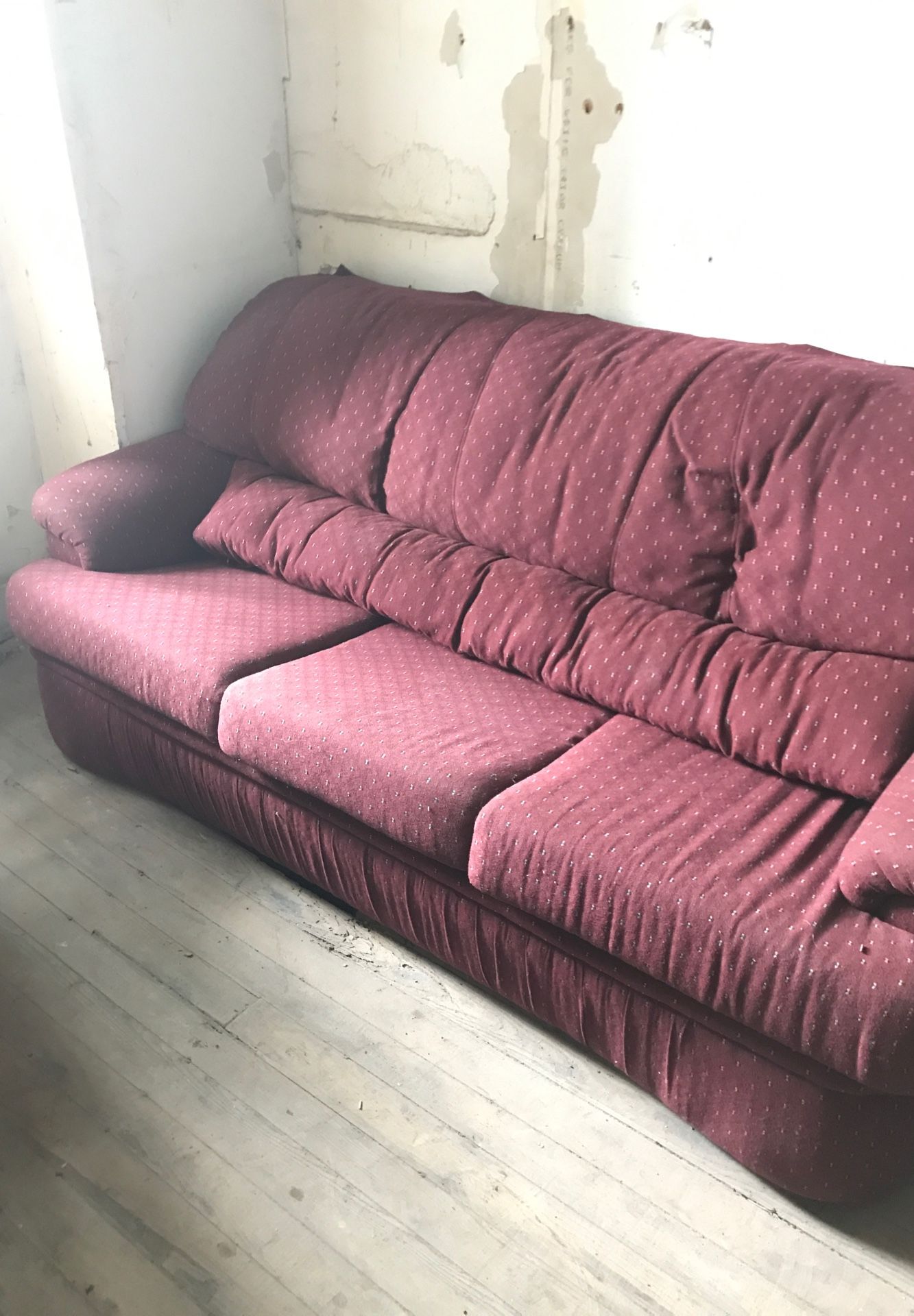 10 pcs sofa and one recliner set