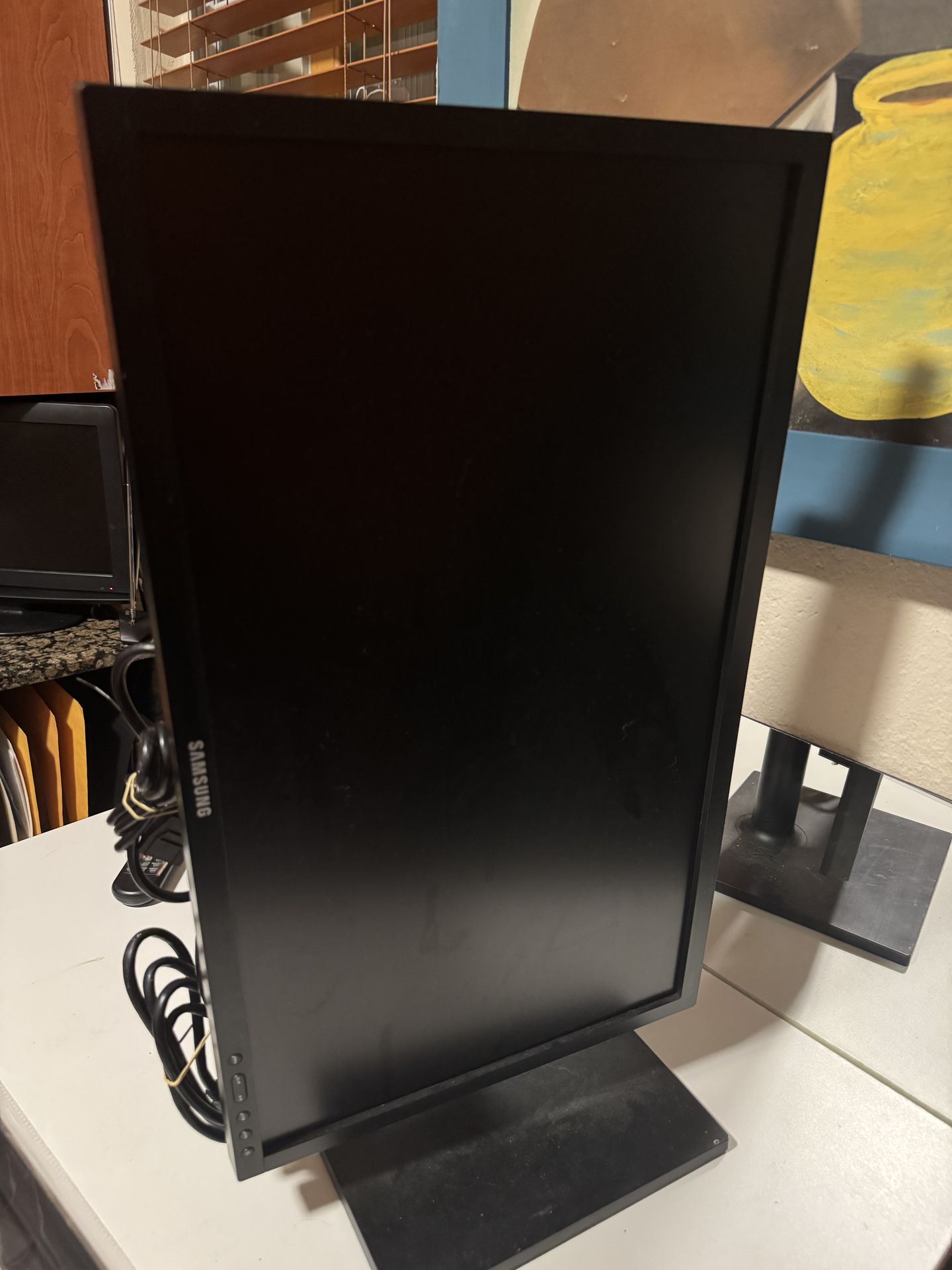 Samsung monitor -$85- West Kendall