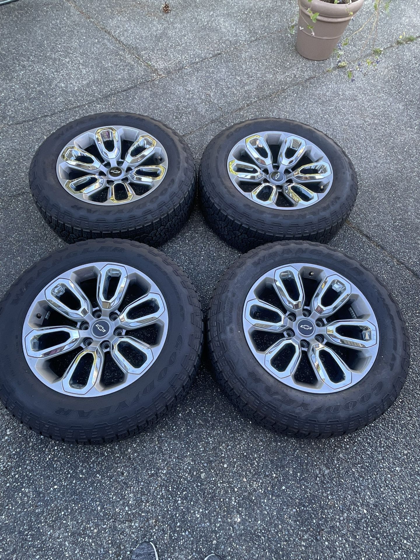 6x137.9 Fit chevy 6lug Silverado Etc