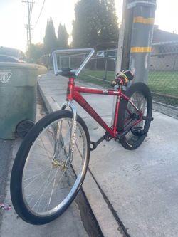 Red Coraline throne 29er