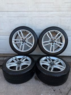 17 inch Mercedes Benz Stagger wheels