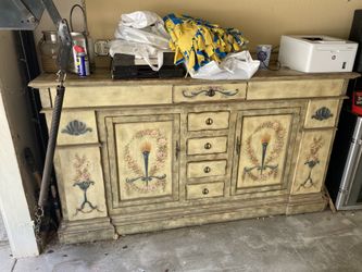 Multi-Drawer Cabinet/Living/Dining Room Piece/Storage