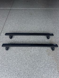 Thule WingBar Evo with Tower and Feet