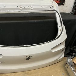 BUICK ENCORE GX 2020-2025 TAILGATE SHELL OEM