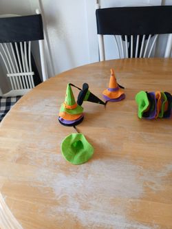 Witch hat garland