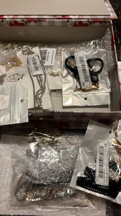 Mystery jewelry box