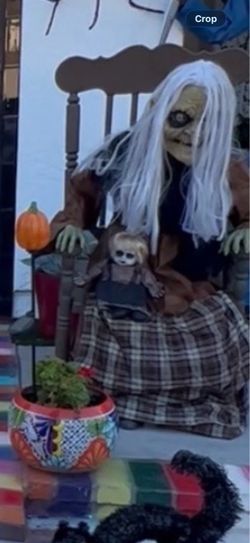Animated Rocking Chair Witch – Talking & Singing Halloween Prop