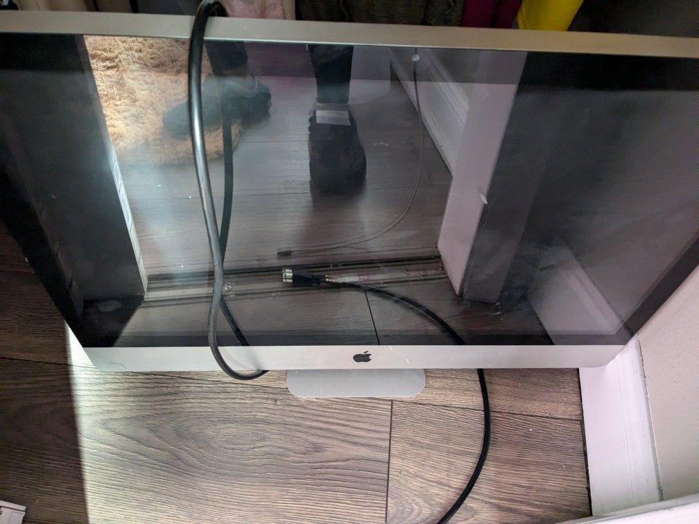 Apple All In ONE Computer