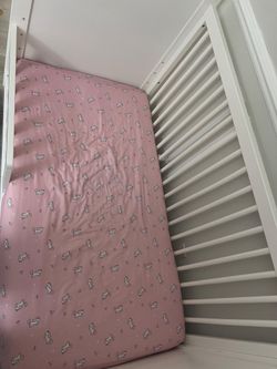 Crib/Bed With Mattress