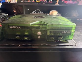 Original Xbox Console Halo Edition w/3 wired controllers