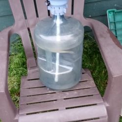 5 Gallon Bottle withpump