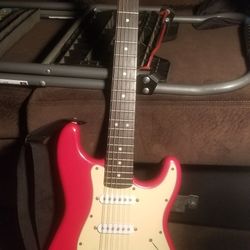 FENDER SQUIER STRATOCASTER MINI 