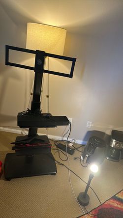 Tv Stand on Wheels
