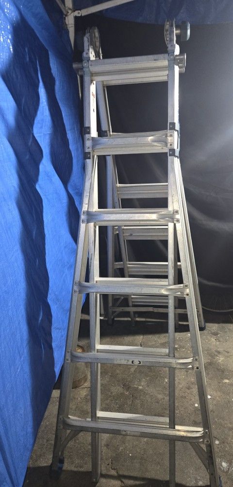 Werner 5 In 1 MULTI POSITION LADDER 26 FT 