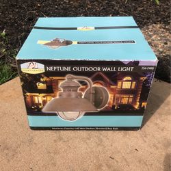 New Outdoor Wall Light Bronze Finish Clear Glass Globe 8” W x 8”H x 9-1/8” D