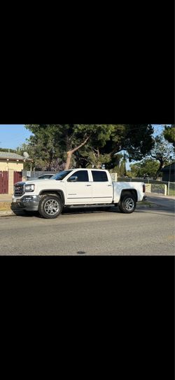 2017 GMC Sierra