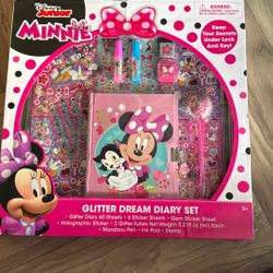 Innovative Designs GMM Minnie Mouse - Juego de diario de sueños con purpurina 