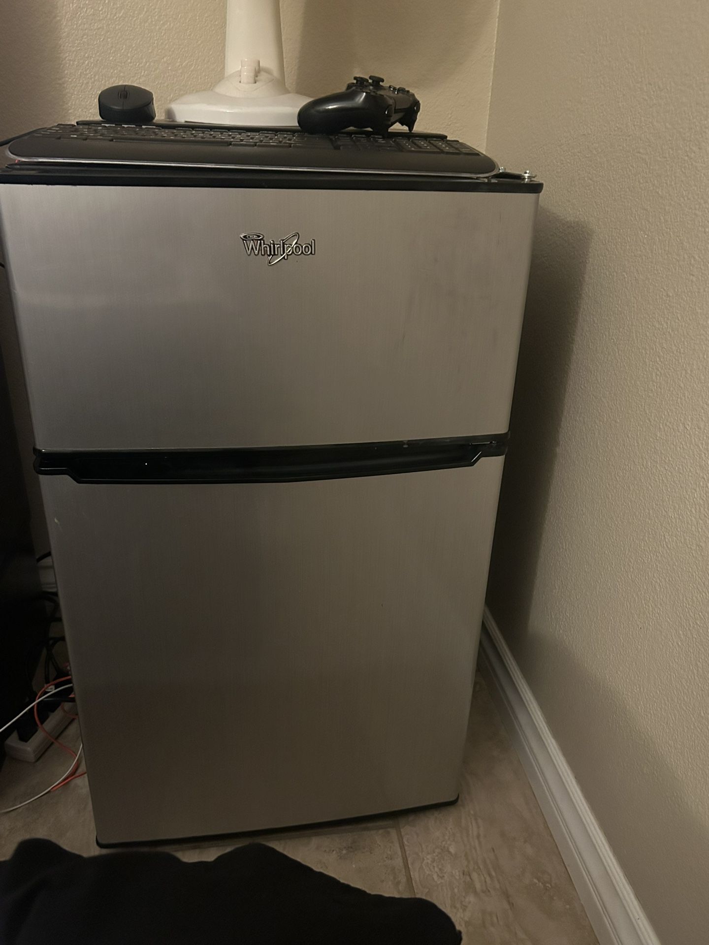 Mini Refrigerator 