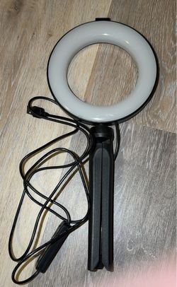 MACTREM 6" Small Ring Light with Stand 3 Light Modes 11 Brightness Levels USB Powered