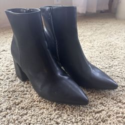 Steve Madden Pointed Toe Boots