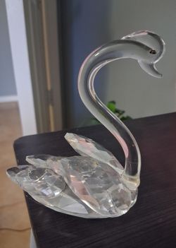 Swan Figurine