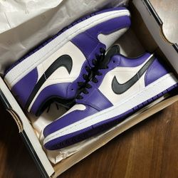 Nike Air Jordan  1 Low  Court purp Sz 8