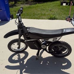 Razor MX125 electric dirtbike