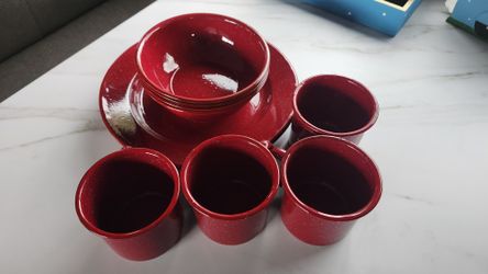 Coleman 4 Person Enamel Dinnerware