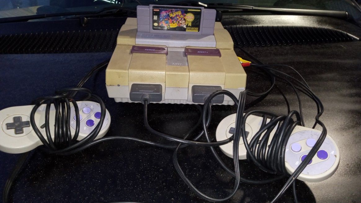 Super Nintendo W/ two Controllers
