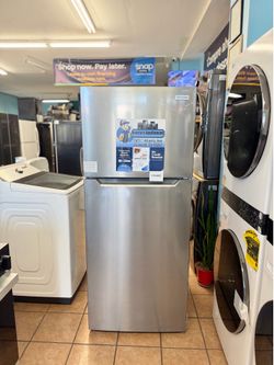 Refrigerador Frigidaire 18 Cúbicos Stainless Steel