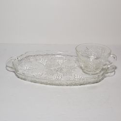 4 Anchor Hocking Glass Teacup and Snack Plate Sets Grapes Leaves