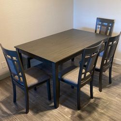 Dining Table Set for 6 people 
