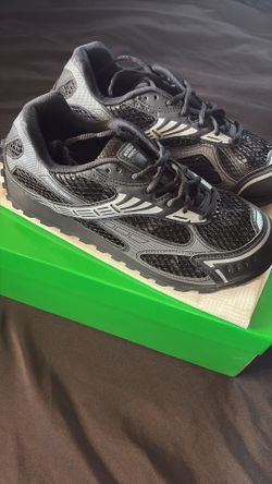 Black bottega size 43
