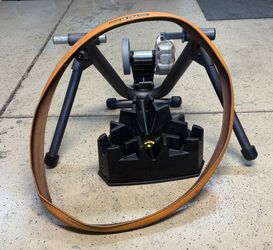 CycleOps Indoor Bike Trainer + Front Wheel Riser Block – Ready to Ride