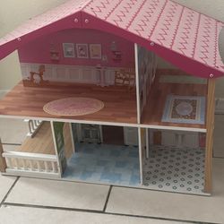 Medium Doll House 