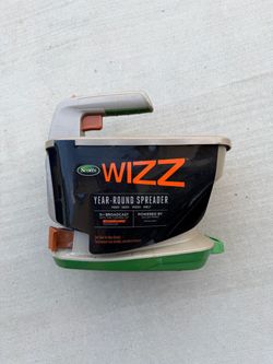 Scotts Wizz Year-Round Hand Spreader