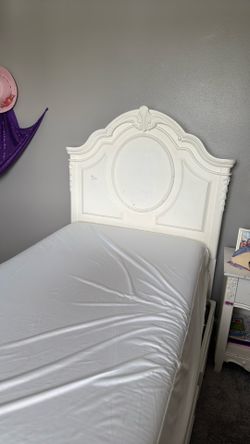 Twin bed frame with Mattress