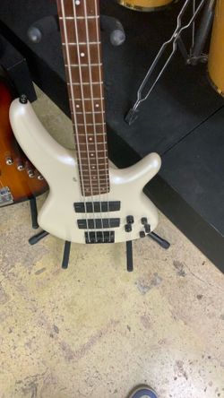 4 string bass