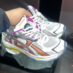 balenciaga runners size 43 (9.5) multicolor