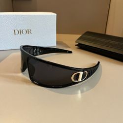 VeryDior M1U Black Mask Sunglasses