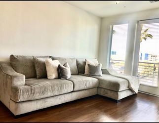 Sectional sofa