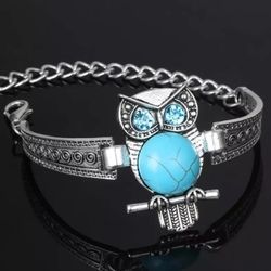 beautiful turquoise delicate carving bracelet