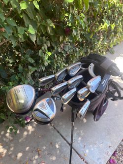 Men’s golf clubs set with a golf bag