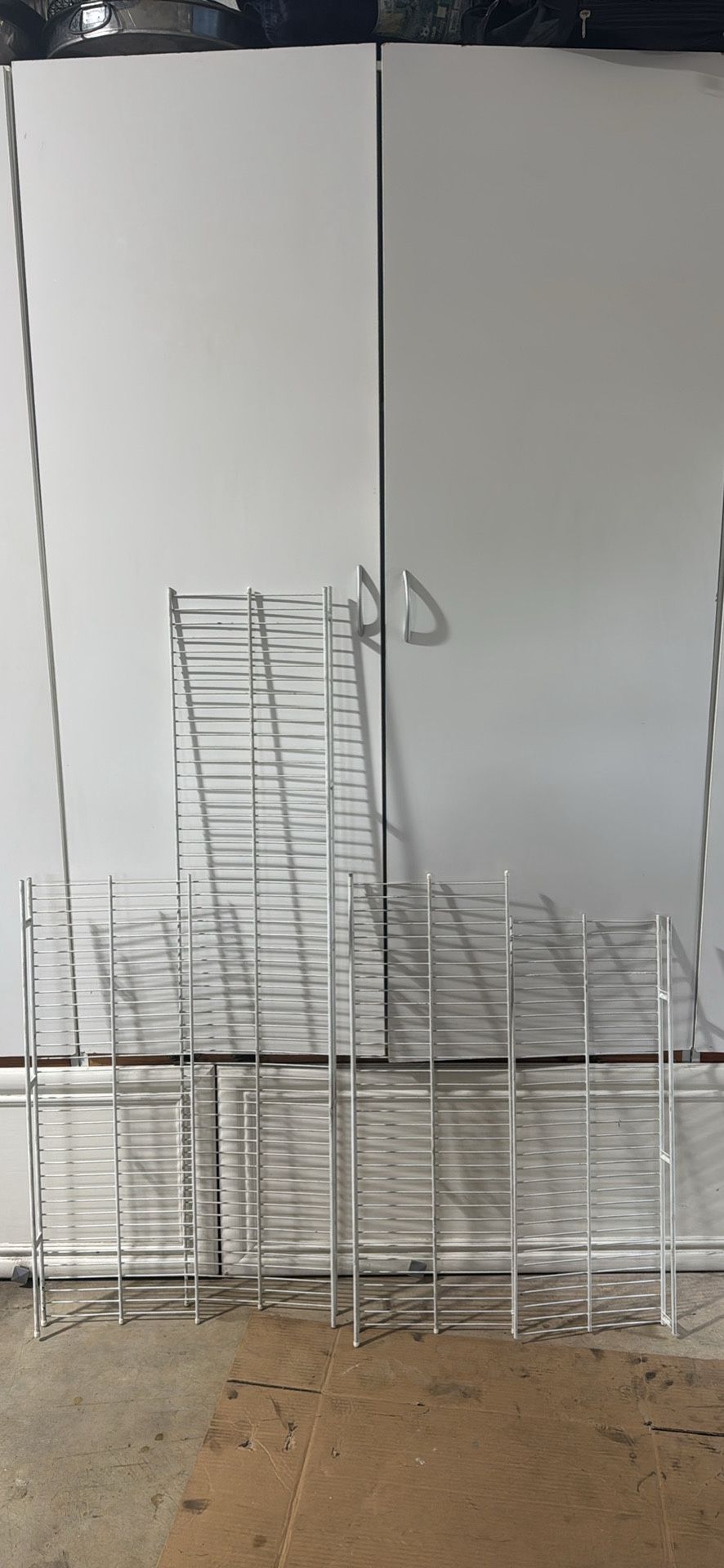 4 Racks/ Shelves