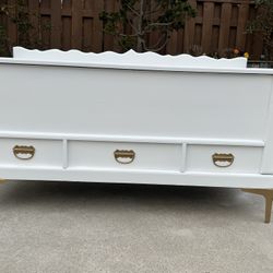 Antique REFINISHED chest/coffee table+added legs $249 CAN DELIVER!