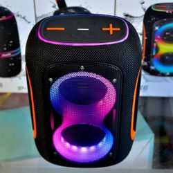 EXTRA BASS PORTABLE PARTY SPEAKER 15 HRS PLAYTIME