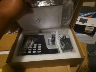 EMPLOYEE TIME CLOCK W/BIOMETRICS 
