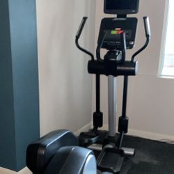 LifeFitness Elliptical 