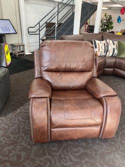 Swivel Recliner