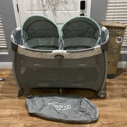 Graco Pack N Play Playard With Twins Bassinet Oskar for Sale in